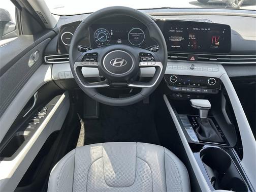 2025 Hyundai ELANTRA HEV Limited