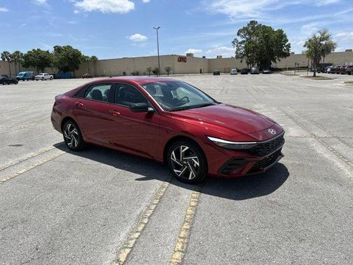 2025 Hyundai ELANTRA HEV SEL Sport