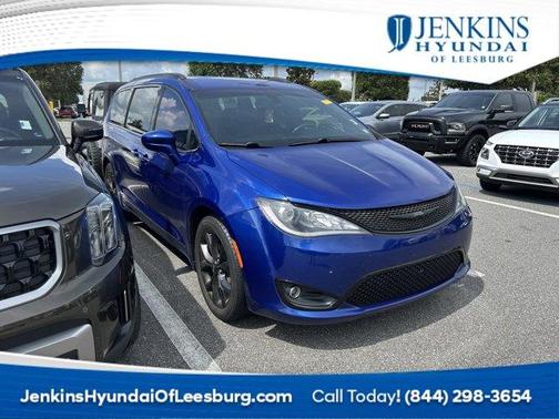 2020 Chrysler Pacifica Touring-L