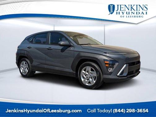 2025 Hyundai KONA SE