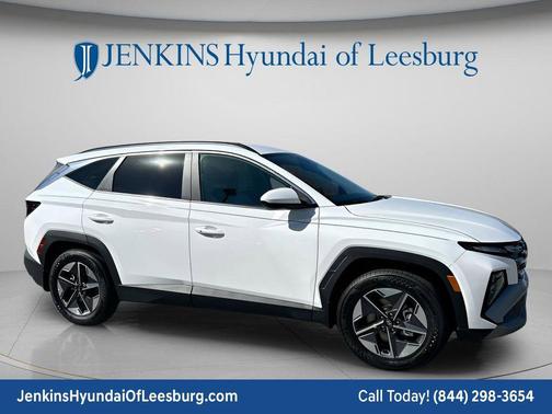 White Pearl 2026 Hyundai TUCSON SEL