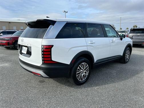 2026 Hyundai PALISADE SE