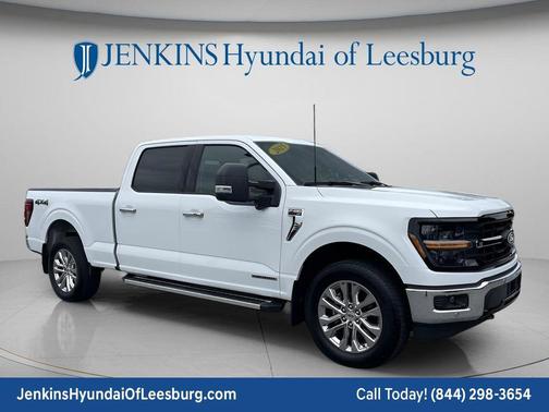 Oxford White 2025 Ford F-150 XLT