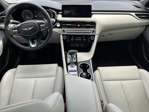 2025 Genesis G70 2.5T