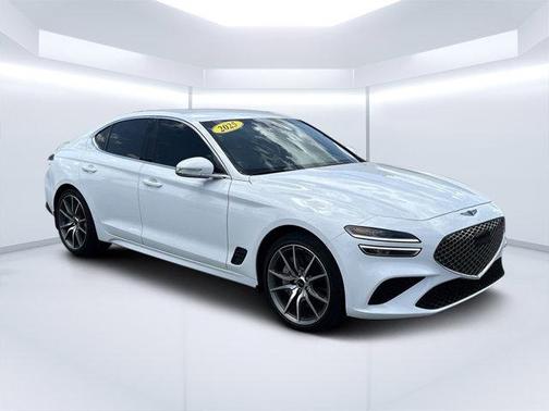2025 Genesis G70 2.5T