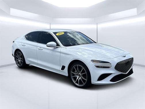2025 Genesis G70 2.5T