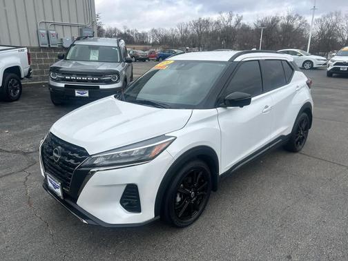 2024 Nissan Kicks SR