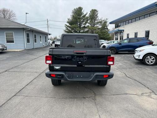 2021 Jeep Gladiator Willys 4x4