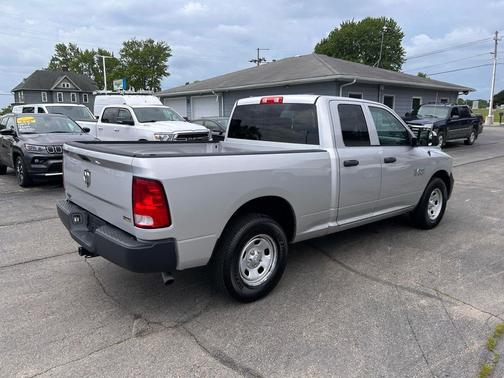 Bright Silver Metallic Clearcoat 2017 RAM 1500 Tradesman