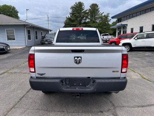 Bright Silver Metallic Clearcoat 2017 RAM 1500 Tradesman