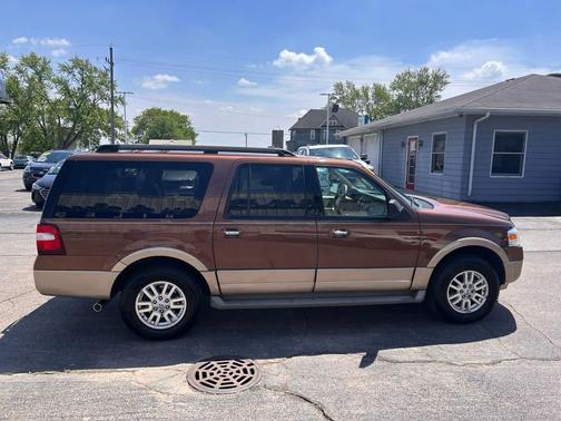 Golden Bronze Metallic 2012 Ford Expedition EL XLT