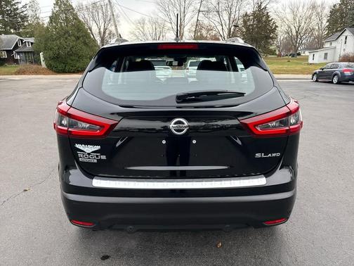 2020 Nissan Rogue Sport SL