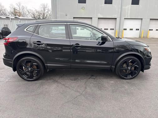 2020 Nissan Rogue Sport SL