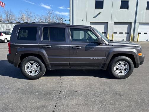 2016 Jeep Patriot Sport