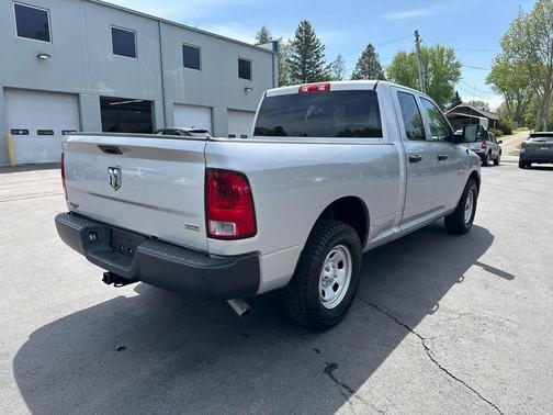Bright Silver Metallic Clearcoat 2017 RAM 1500 Tradesman