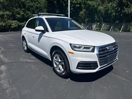 Ibis White 2018 Audi Q5 2.0T Premium Plus