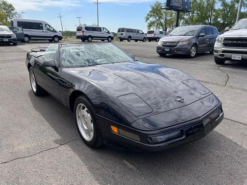 BLACK 1993 Chevrolet Corvette Base