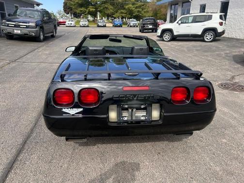 BLACK 1993 Chevrolet Corvette Base