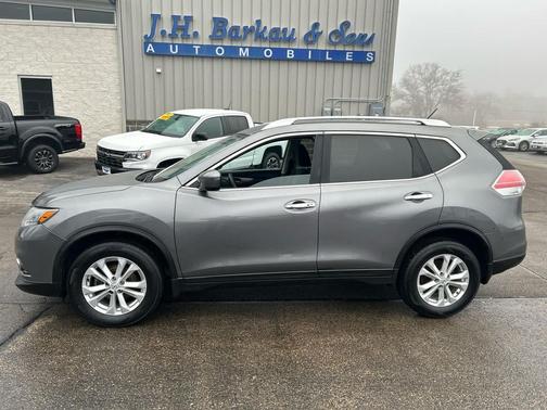 2016 Nissan Rogue SV