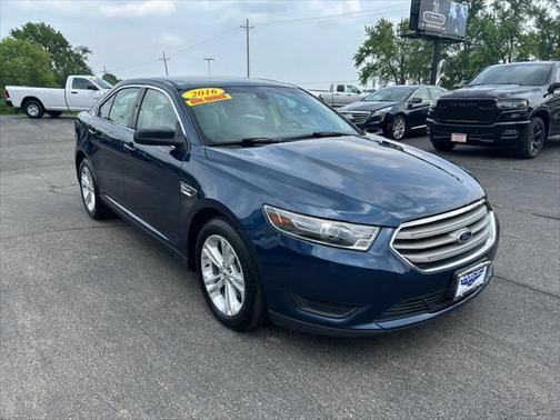 2016 Ford Taurus SE