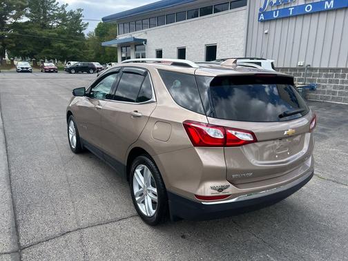 Sandy Ridge Metallic 2018 Chevrolet Equinox Premier