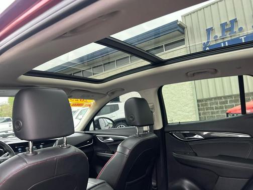 Cinnabar Metallic 2023 Buick Envision Essence AWD