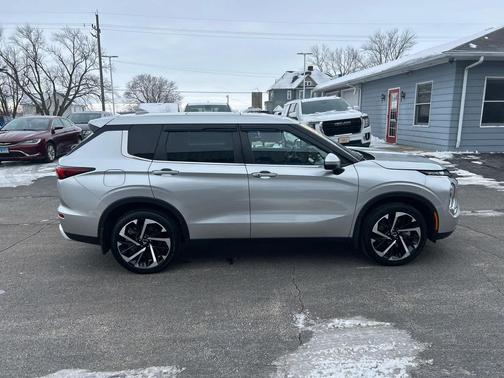 2023 Mitsubishi Outlander SE 2.5 S-AWC