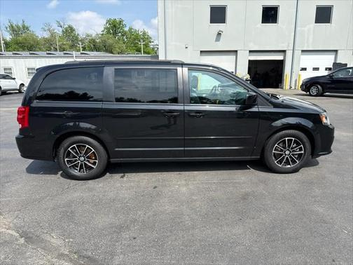 2016 Dodge Grand Caravan R/T
