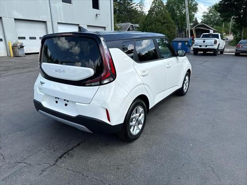 2024 Kia Soul S
