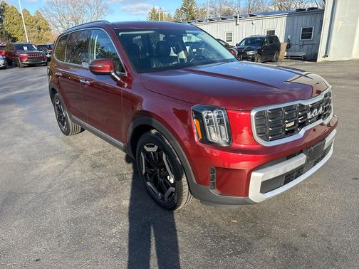 2023 Kia Telluride S