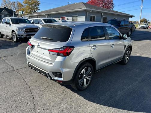 2024 Mitsubishi Outlander Sport 2.0 ES