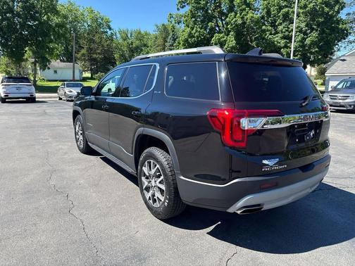 Ebony Twilight Metallic 2023 GMC Acadia AWD SLE