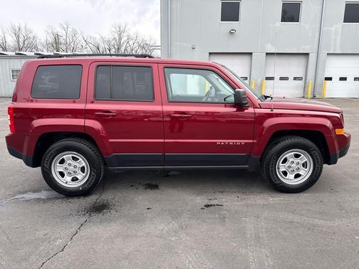 2016 Jeep Patriot Sport