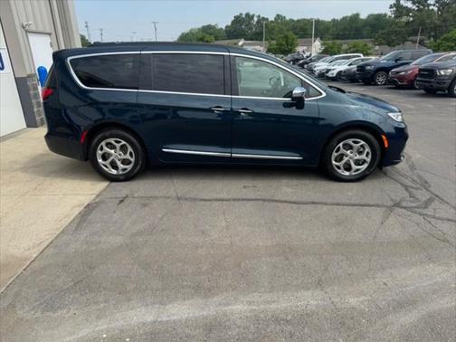 2022 Chrysler Pacifica Limited