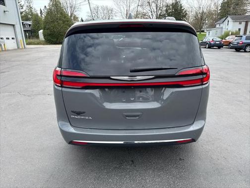 2021 Chrysler Pacifica Touring