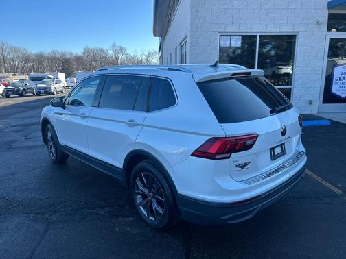 2023 Volkswagen Tiguan 2.0T SE 4MOTION