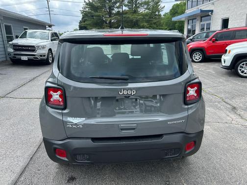 Sting-Gray Clearcoat 2021 Jeep Renegade Sport