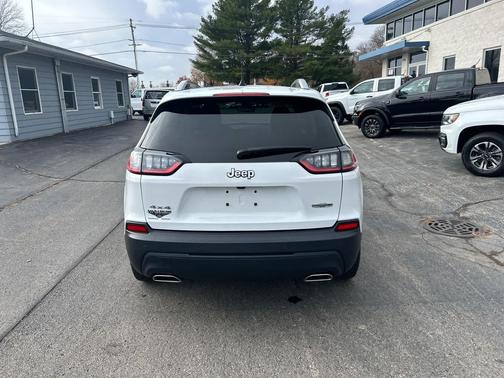 2021 Jeep Cherokee Latitude Lux