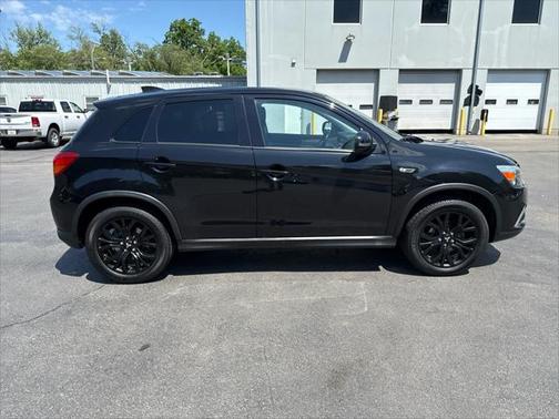 2017 Mitsubishi Outlander Sport 2.0 LE