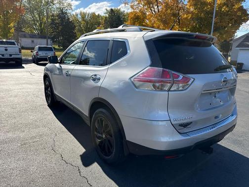 2015 Nissan Rogue SL