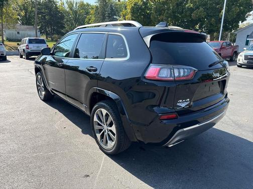 2019 Jeep Cherokee Overland