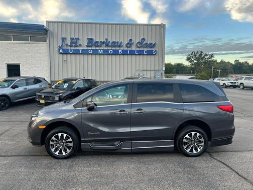 Modern Steel Metallic 2024 Honda Odyssey EX-L