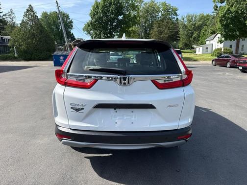 Platinum White Pearl 2019 Honda CR-V LX