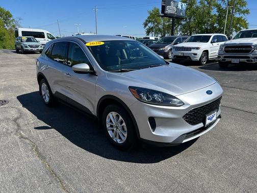 Ingot Silver Metallic 2020 Ford Escape SE