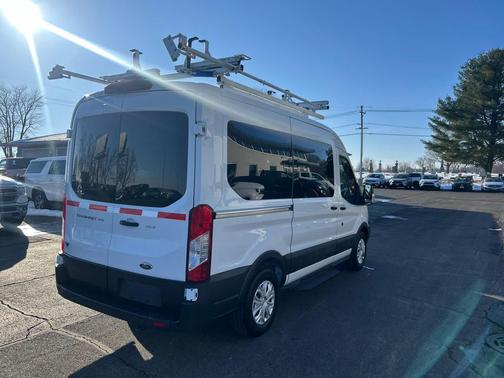 2019 Ford Transit-150 XLT