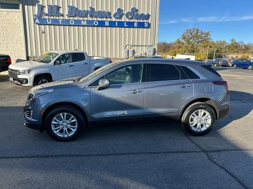 2022 Cadillac XT5 Luxury