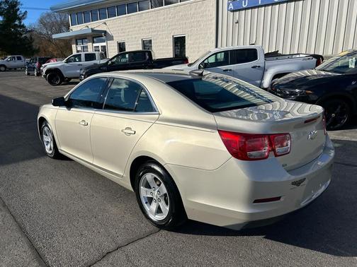 2015 Chevrolet Malibu 1LS
