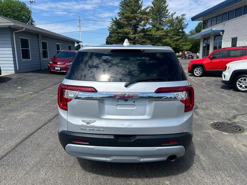 Quicksilver Metallic 2020 GMC Acadia FWD SLE