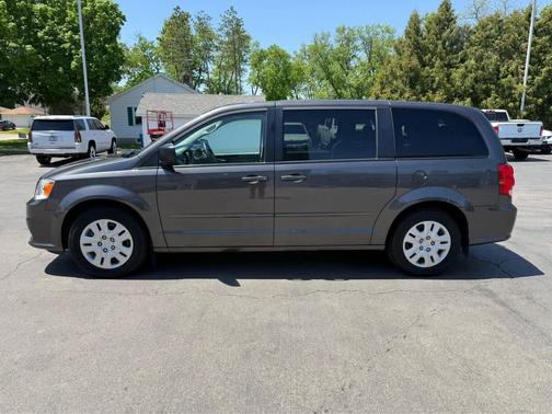 Granite Crystal Metallic Clearcoat 2016 Dodge Grand Caravan AVP/SE