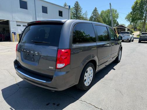 Granite Crystal Metallic Clearcoat 2016 Dodge Grand Caravan AVP/SE